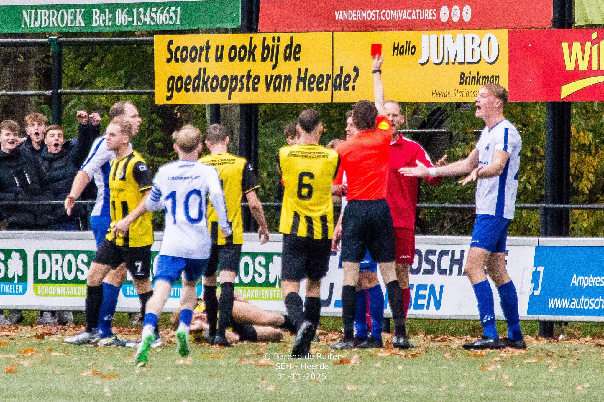 FOTO’S: Dorpsderby van Heerde eindigt zonder doelpunten