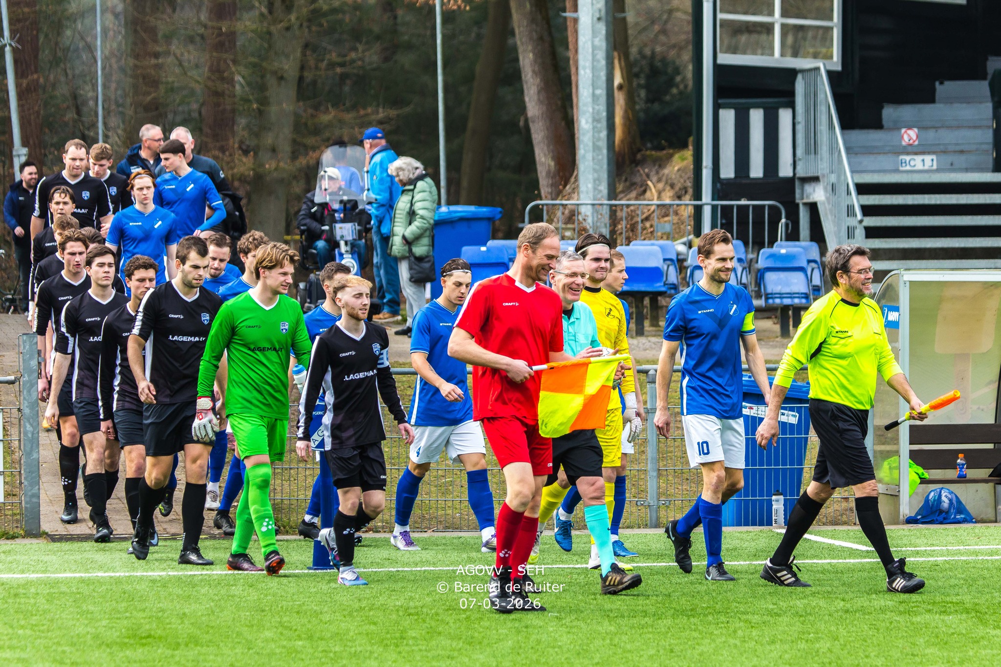 FOTO’S: Opluchting viert hoogtij na benauwde zege op AGOVV
