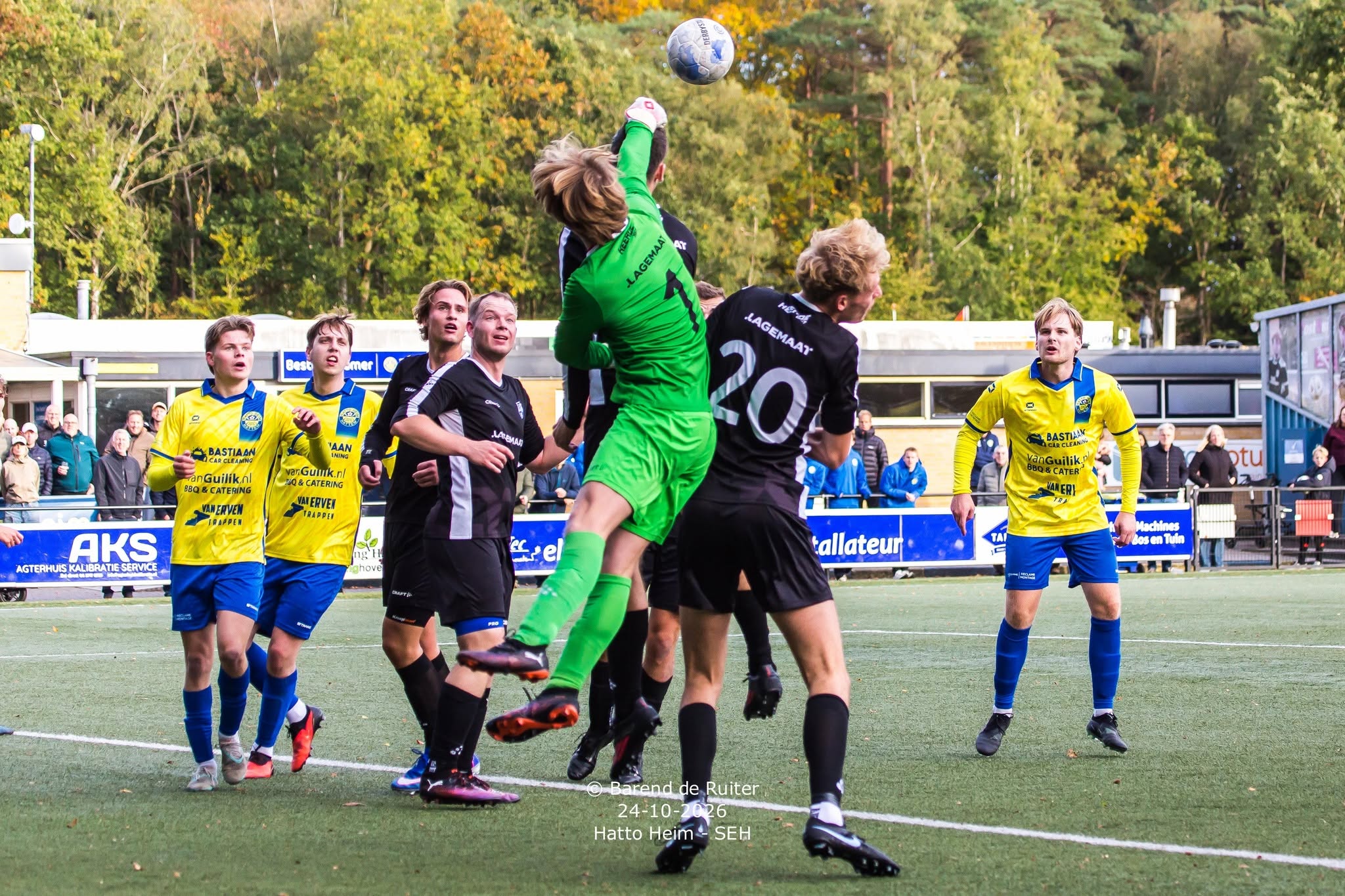 FOTO’S: SEH pakt knap punt in Hattem