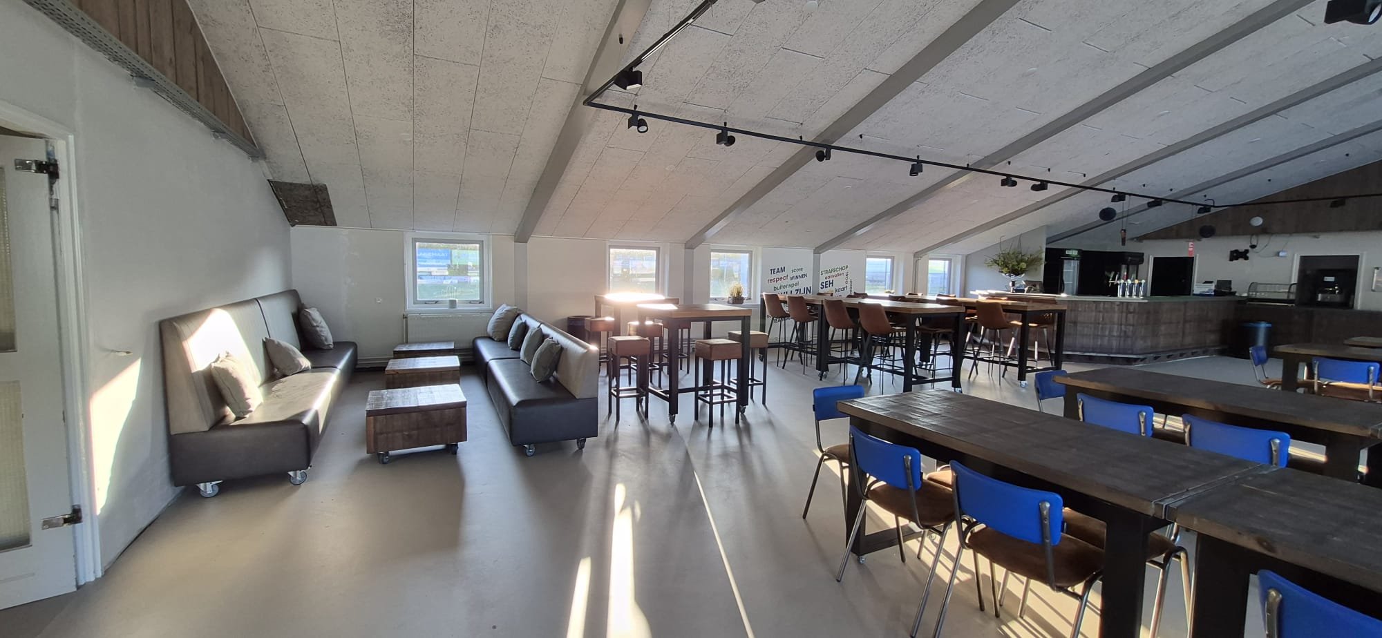 Vernieuwing vloer kantine