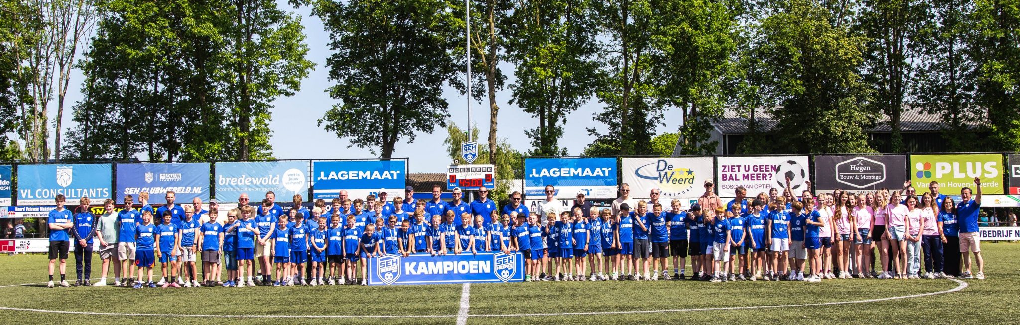 Kampioenen van SEH gehuldigd